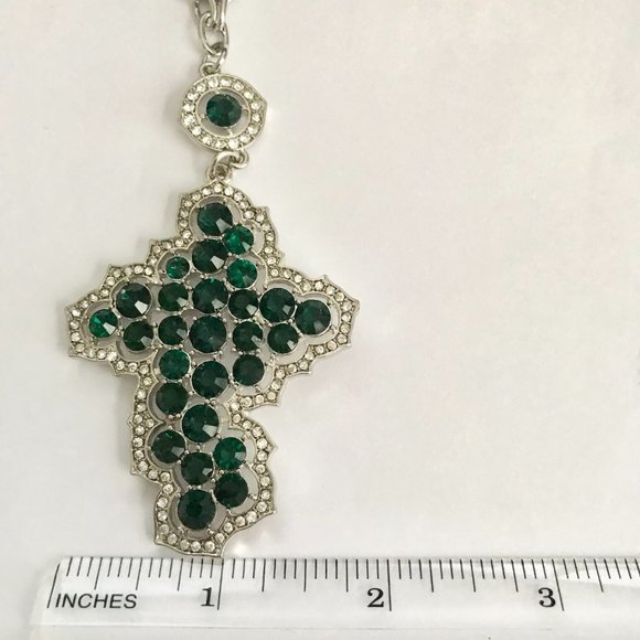 Celtic Cross Necklace Green Crystals Simulated Emeralds Silver Rhodium Plated - Picture 10 of 11